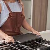 Victoria Omkeerbare Bakplaat 33 x 21 cm, Seasoned grillplaat Zwart, Color packaging
