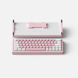 Iqunix EZ63 Pink Magnetic Switch Gaming HE Keyboard, gaming toetsenbord Wit/pink (roze), US lay-out, US-International, Gateron Magnetic Jade Pro, 60%, RGB, Double Shot PBT Keycaps