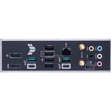 ALTERNATE Upgrade Kit B650-PLUS WIFI / Ryzen 7 7800X3D / 32 GB Zwart/lichtoranje, Moederbord, CPU, Geheugen