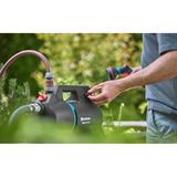 GARDENA Accu Besproeiingspomp 3000 Silent 18V P4A Gebruiksklare set incl. accu en oplader Donkergrijs/turquoise, 14610-20 | Pomp | Accu | Lader