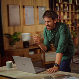HP OmniBook Ultra 14-fd0070nd (B08X5EA) 14"  Copilot+ laptop Zilver | R9-HX375 | Radeon 890M | 32 GB | 1 TB SSD | Touch
