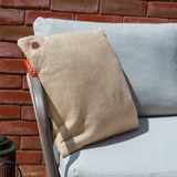 Cozy Una Knitted 45 x 45 cm draadloos warmtekussen Lichtbeige, Powerbank 5000 mAh