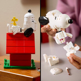 LEGO Ideas - Peanuts: Snoopy's hondenhok Constructiespeelgoed 21368, Retail