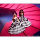 Mattel Barbie Signature - 65th Anniversary Collectible - Brown hair, black and white gown Pop 65e verjaardag