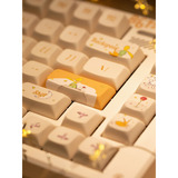 Iqunix ZX75 Sunset Ponder Wireless Mechanical Keyboard, gaming toetsenbord Lichtgeel, US lay-out, IQUNIX Silent Rose, RGB leds, 75%, Hot-swappable, Double-shot PBT, 2.4GHz | Bluetooth 5.1 | USB-C