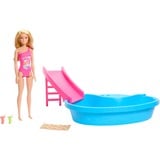 Barbie Blonde pop met zwembad en glijbaan 