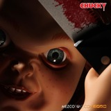 Mezco Toys Child's Play: 15 inch Talking Sneering Chucky Doll speelfiguur 