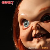 Mezco Toys Child's Play: 15 inch Talking Sneering Chucky Doll speelfiguur 