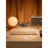 Iqunix ZX75 Sunset Ponder Wireless Mechanical Keyboard Lichtgeel, US lay-out (QWERTY), Gateron Red, 75%, RGB leds, Hot-swappable, Double-shot PBT, 2.4GHz | Bluetooth 5.1 | USB-C