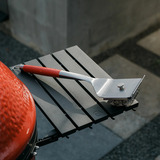Kamado Joe Krafted Stalen Grillborstel grillreinigingsborstel Rood