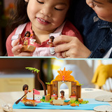 LEGO Disney - Dorpshuis en boot Constructiespeelgoed 43282