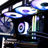 ALTERNATE Thunderstorm Pro Ryzen 7 – RTX 5070 Ti Limited edition gaming pc Zwart/houtkleur | R7 9800X3D | RTX 5070 Ti | 16 GB | 1 TB SSD