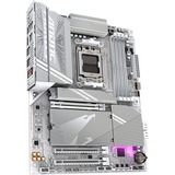 GIGABYTE X870 AORUS ELITE WIFI7 ICE socket AM5 moederbord Zilver, RAID, 2,5Gb-LAN, WLAN, BT, Sound, ATX