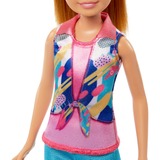 Mattel Barbie met Stacie, poppenset van twee zusjes met 2 hondjes