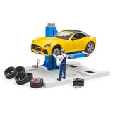 bruder bworld Car Service Centre + BRUDER Roadster Speelgoedvoertuig 62112