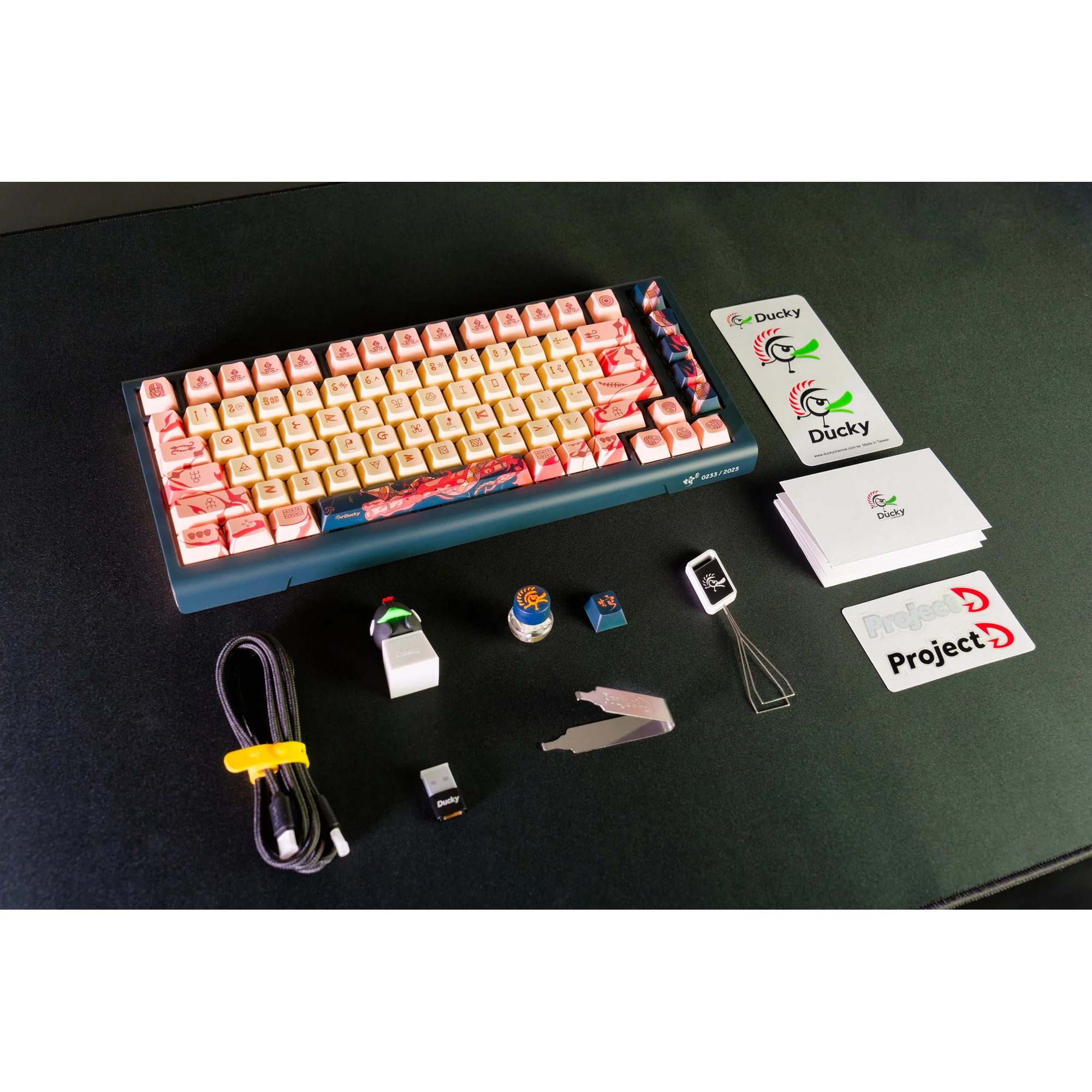 Ducky Year of the Snake 2025 Limited Edition, gaming toetsenbord Zwart/rood, US lay-out, Cherry MX2A Brown, 75%, RGB, PBT dye-sub keycaps, Hot-swap